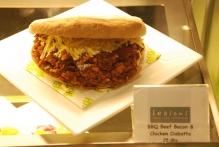 United Arab Emirates - copyright by Reineke Otten